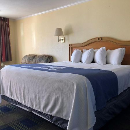 Days Inn By Wyndham Alamogordo White Sands Экстерьер фото