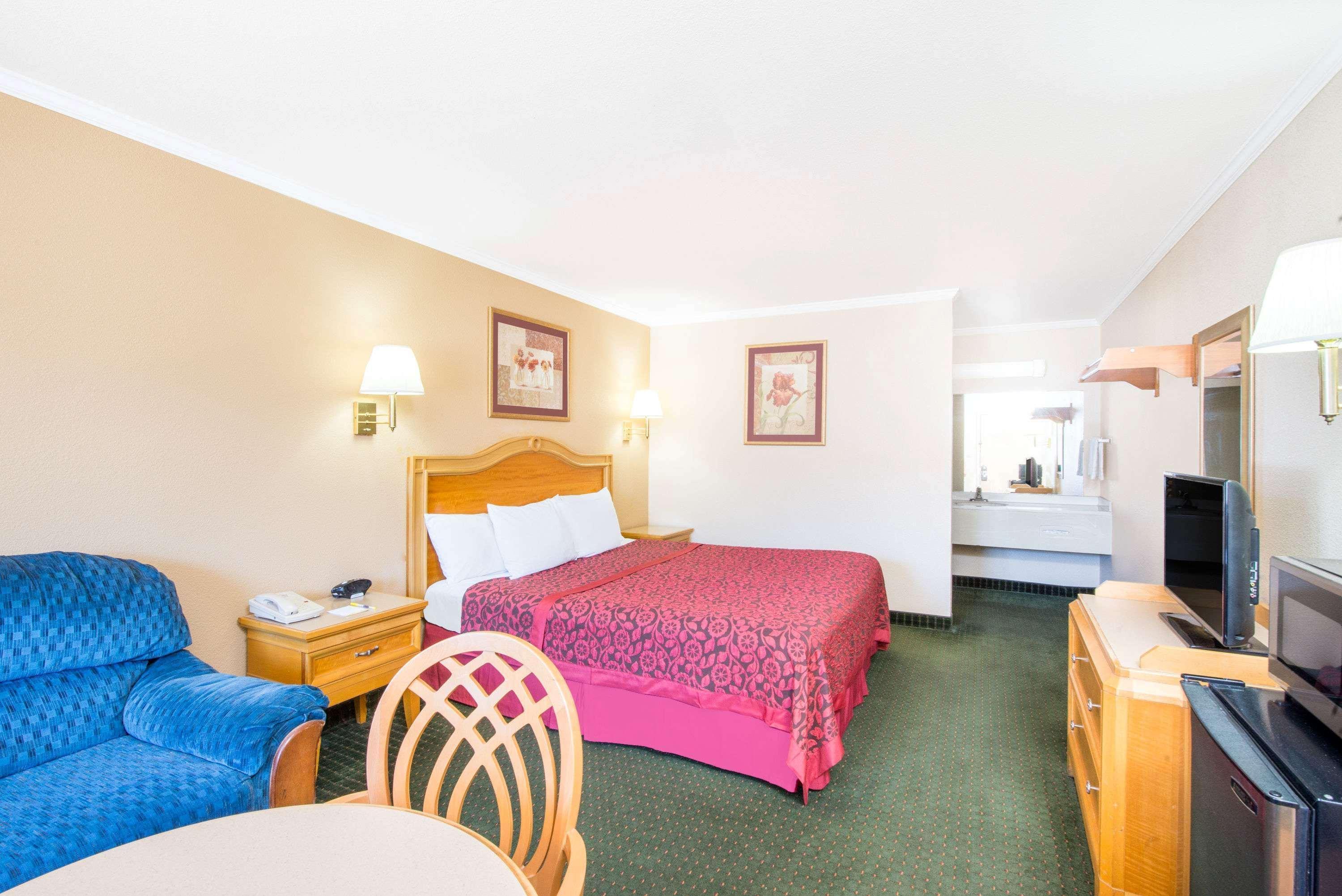 Days Inn By Wyndham Alamogordo White Sands Экстерьер фото