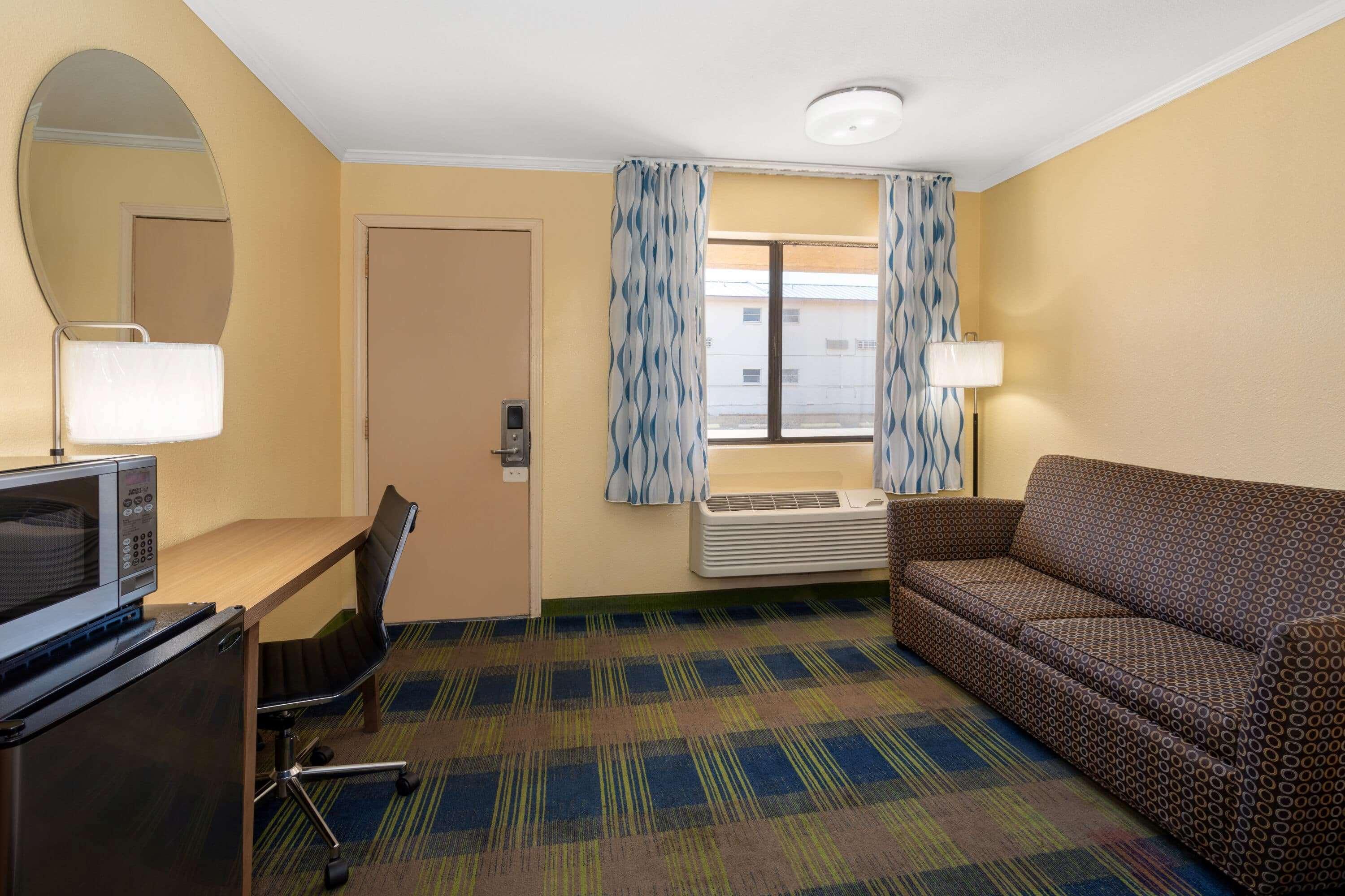 Days Inn By Wyndham Alamogordo White Sands Экстерьер фото